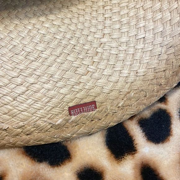 •BULLHIDE•REAL COWGIRL HAT. Excellent condition leather belt strap detai… - Picture 7 of 13